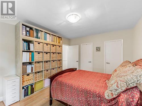 102 Paulart Drive, Toronto (Islington-City Centre West), ON - Indoor Photo Showing Bedroom