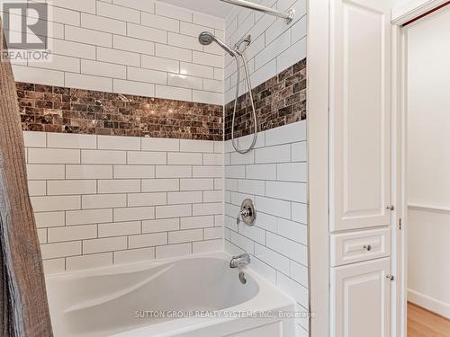 102 Paulart Drive, Toronto (Islington-City Centre West), ON - Indoor Photo Showing Bathroom