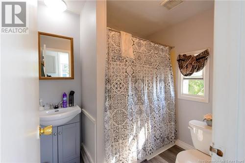 298 Douglas Avenue, Saint John, NB - Indoor Photo Showing Bathroom