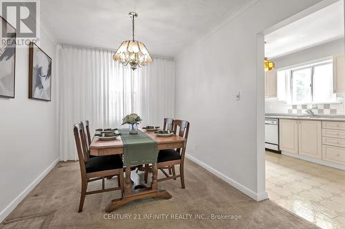 55 Laurel Avenue, Toronto (Kennedy Park), ON - Indoor Photo Showing Dining Room