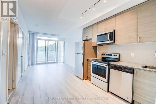 501 - 621 Sheppard Avenue E, Toronto (Bayview Village), ON - Indoor Photo Showing Kitchen With Stainless Steel Kitchen