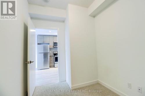 501 - 621 Sheppard Avenue E, Toronto (Bayview Village), ON - Indoor Photo Showing Other Room