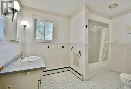 9 Anne Street, Penetanguishene, ON - Indoor Photo Showing Bathroom