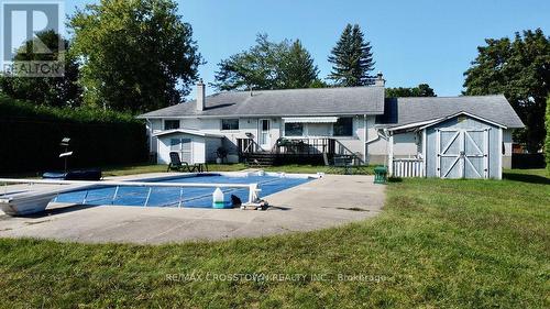 9 Anne Street, Penetanguishene, ON - Outdoor With In Ground Pool