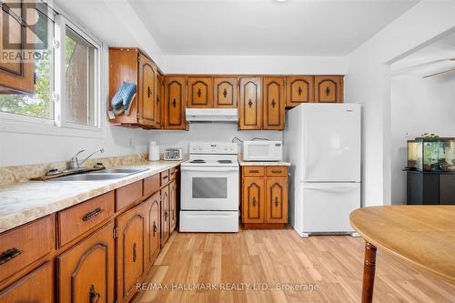 114 Springdale Drive, Barrie (Cundles East), ON - Indoor Photo Showing Kitchen With Double Sink