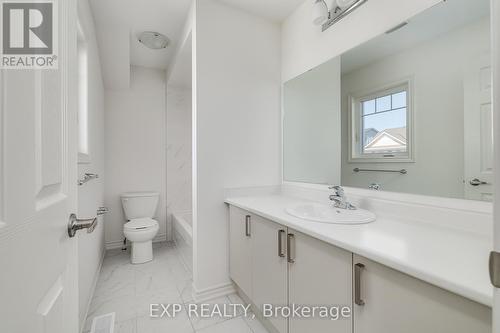 123 Rea Drive, Centre Wellington (Fergus), ON - Indoor Photo Showing Bathroom