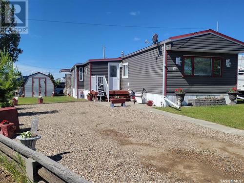 8 Mirror Place, Macklin, SK 