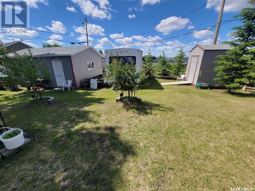 8 Mirror Place, Macklin, SK 