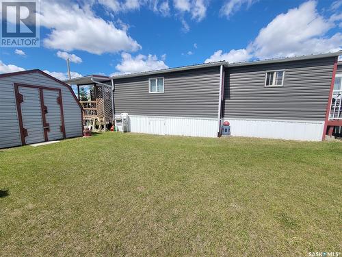 8 Mirror Place, Macklin, SK 