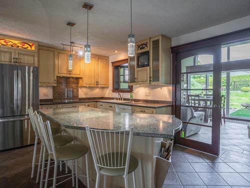 Cuisine - 13725 10E Avenue, Saint-Georges, QC - Indoor Photo Showing Kitchen With Upgraded Kitchen