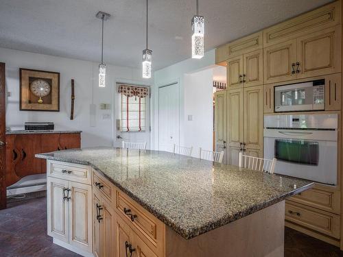 Cuisine - 13725 10E Avenue, Saint-Georges, QC - Indoor Photo Showing Kitchen