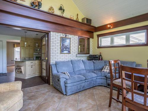 Solarium - 13725 10E Avenue, Saint-Georges, QC - Indoor Photo Showing Living Room