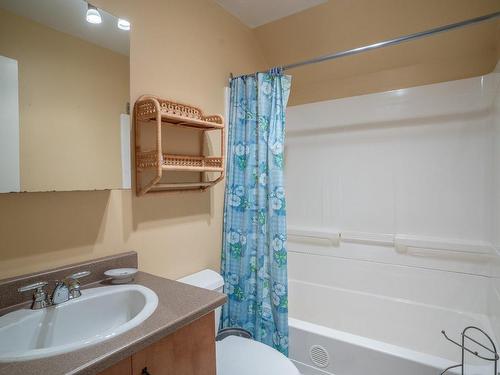 Salle de bains - 13725 10E Avenue, Saint-Georges, QC - Indoor Photo Showing Bathroom