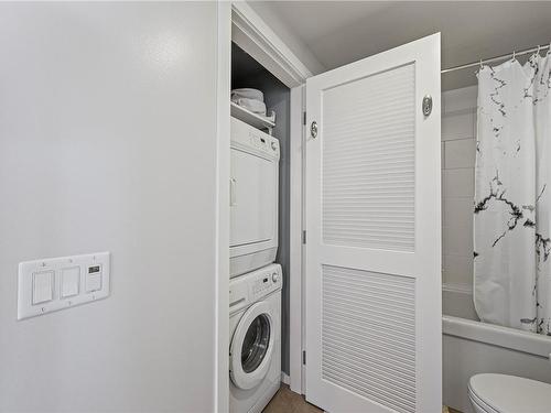 804-834 Johnson St, Victoria, BC - Indoor Photo Showing Laundry Room