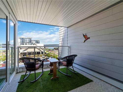 302-2550 Bevan Ave, Sidney, BC - Outdoor With Deck Patio Veranda With Exterior