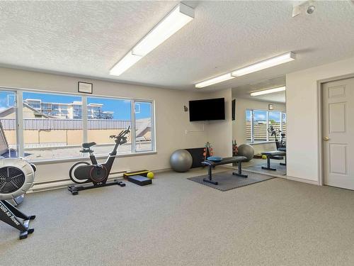 302-2550 Bevan Ave, Sidney, BC - Indoor Photo Showing Gym Room