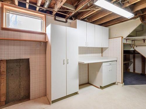 939 Mcmurdo Drive, Kamloops, BC - Indoor Photo Showing Basement