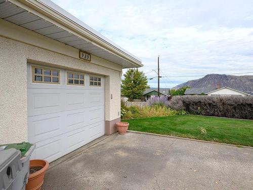 939 Mcmurdo Drive, Kamloops, BC - Outdoor With Exterior