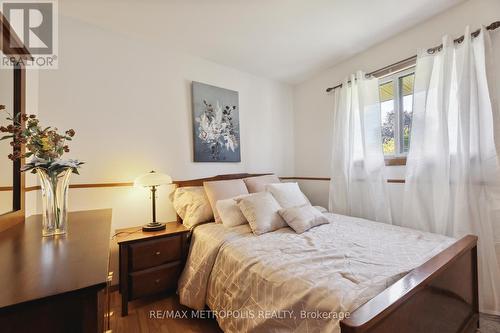 586 Central Pk Boulevard N, Oshawa, ON - Indoor Photo Showing Bedroom