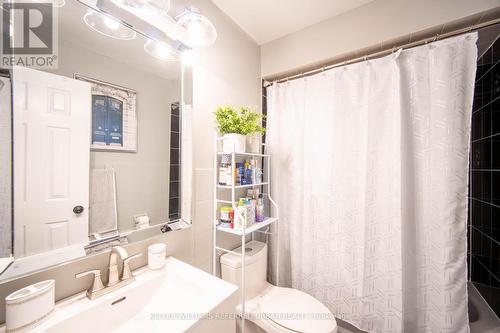 138 Rainforest Drive, Brampton (Sandringham-Wellington), ON - Indoor Photo Showing Bathroom