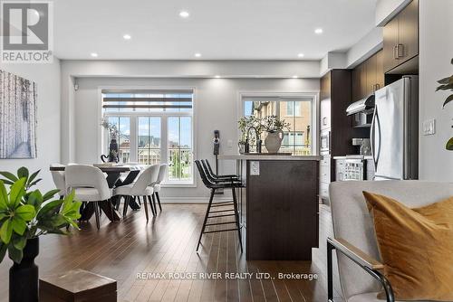 21 Porcelain Way, Whitby (Rolling Acres), ON - Indoor Photo Showing Dining Room