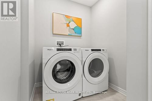 21 Porcelain Way, Whitby (Rolling Acres), ON - Indoor Photo Showing Laundry Room