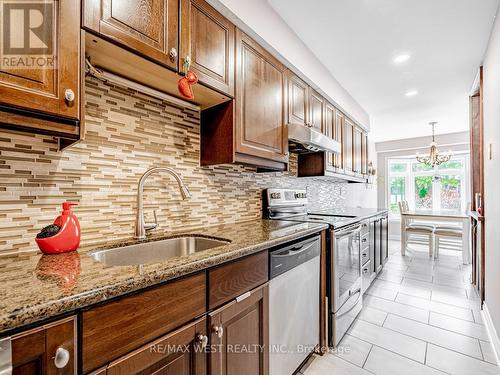 31 - 3050 Orleans Road, Mississauga, ON - Indoor Photo Showing Kitchen With Upgraded Kitchen