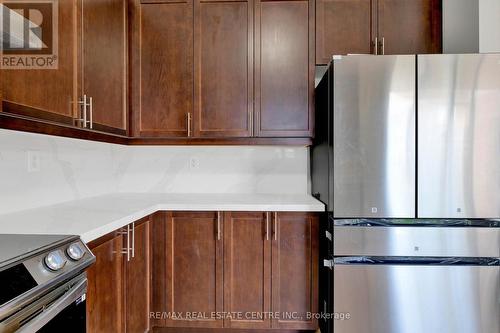 8 Thatcher Street, Cambridge, ON - Indoor Photo Showing Kitchen