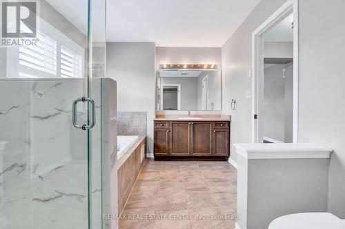 8 Thatcher Street, Cambridge, ON - Indoor Photo Showing Bathroom