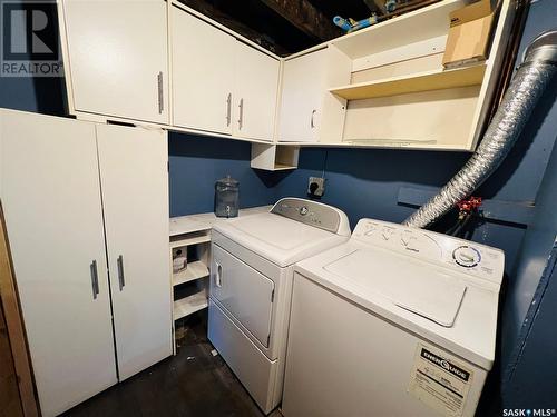 82 3Rd Avenue E, Central Butte, SK - Indoor Photo Showing Laundry Room