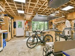 Garage - 