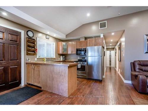 230 Robins Point Rd, Tay, ON - Indoor Photo Showing Kitchen