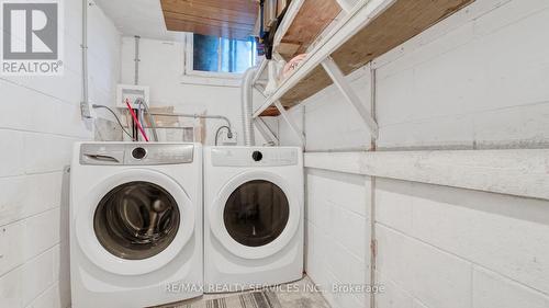 920 Eagle Crescent, London, ON - Indoor Photo Showing Laundry Room