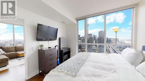 3901 - 75 Queens Wharf Road, Toronto (Waterfront Communities), ON - Indoor Photo Showing Bedroom