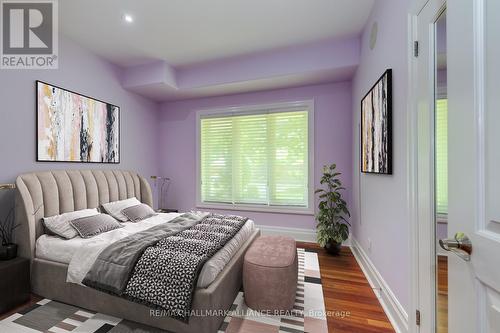 1116 Crestview Street, Oakville, ON - Indoor Photo Showing Bedroom