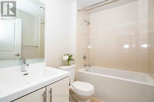 1106 - 65 Speers Road, Oakville, ON - Indoor Photo Showing Bathroom