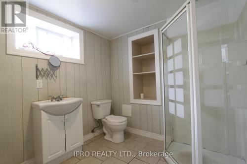 149 Delrex Boulevard, Halton Hills, ON - Indoor Photo Showing Bathroom