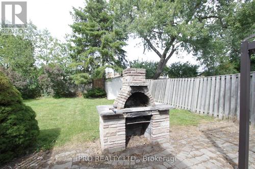 149 Delrex Boulevard, Halton Hills, ON - Outdoor