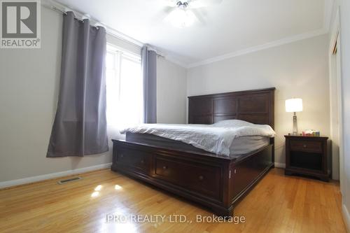 149 Delrex Boulevard, Halton Hills, ON - Indoor Photo Showing Bedroom