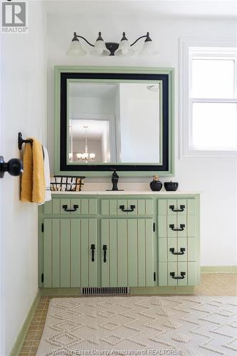 3039 California Avenue, Windsor, ON - Indoor Photo Showing Bathroom