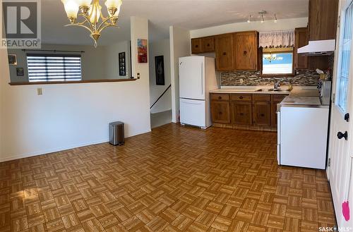 2115 100A Street, Tisdale, SK - Indoor Photo Showing Kitchen