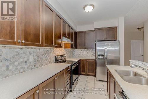 43 Pearman Crescent, Brampton (Northwest Brampton), ON - Indoor Photo Showing Kitchen With Double Sink