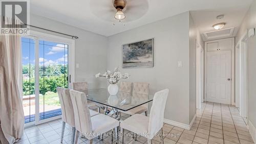 920 Eagle Crescent, London, ON - Indoor Photo Showing Dining Room