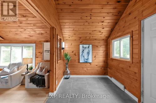 1082 Springdale Park Road, Bracebridge, ON - Indoor Photo Showing Other Room