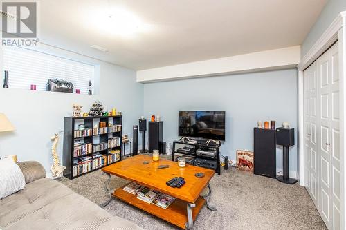 3826 Barnes Drive, Prince George, BC - Indoor Photo Showing Living Room