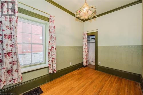 170 Waterloo Avenue, Guelph, ON - Indoor Photo Showing Other Room