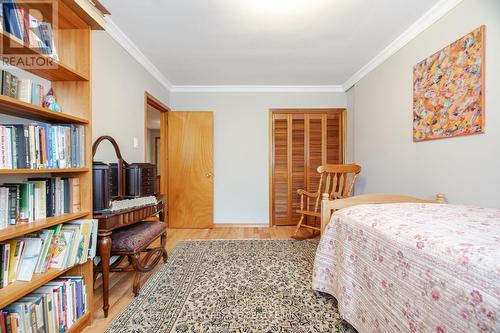 97 Ambleside Drive, Brampton (Brampton South), ON - Indoor Photo Showing Bedroom