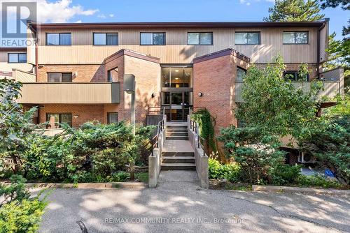 10 - 2035 South Millway, Mississauga (Erin Mills), ON - Outdoor