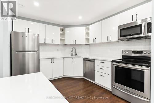 10 - 2035 South Millway, Mississauga (Erin Mills), ON - Indoor Photo Showing Kitchen With Upgraded Kitchen