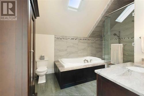 1020 Road 6 East, Kingsville, ON - Indoor Photo Showing Bathroom